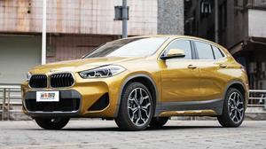 新款宝马x2试驾视频,宝马X2试驾体验全解析